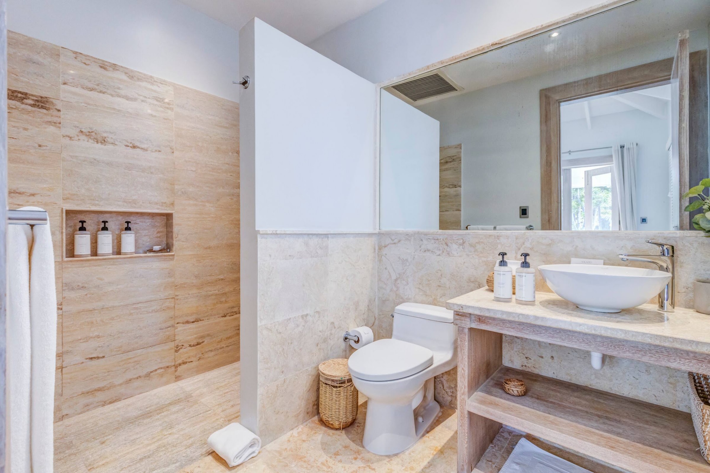 Stone vanity and amenities