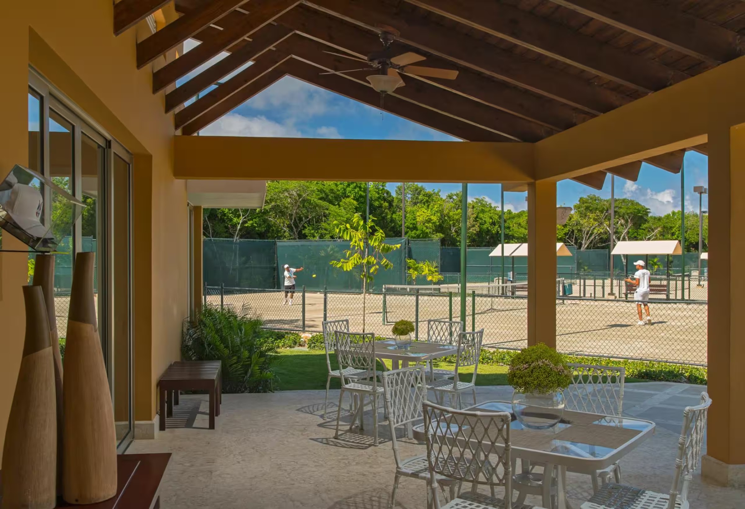 Racquet sports at the resort